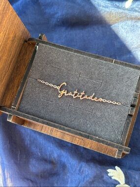 Brand New Gratitude Script Bracelet Rose Gold Plated 925 Sterling Silver Dainty